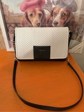 Furla ZiZi S Pochette Shoulder Bag EUC